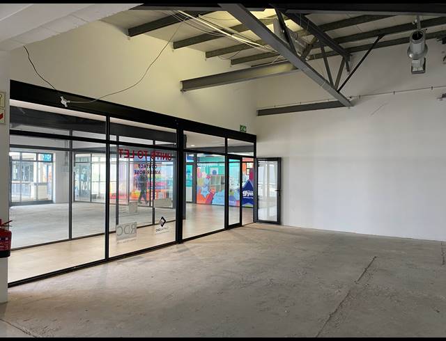 76M² RETAIL TO LET IN WESTLAKE
